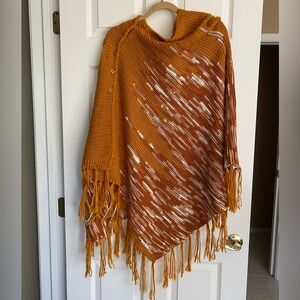 LuLaRoe poncho